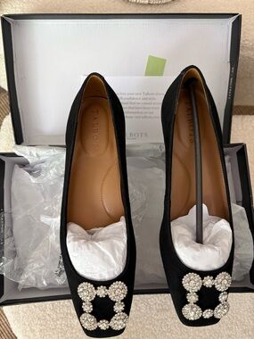BNWOT (In original packaging) Talbots Sutton Black Suede Flats